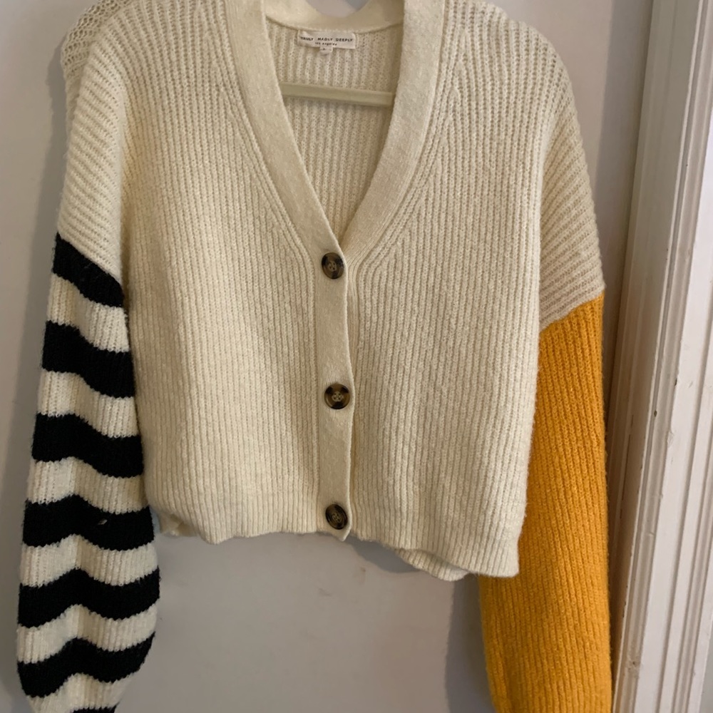 Cropped sweater